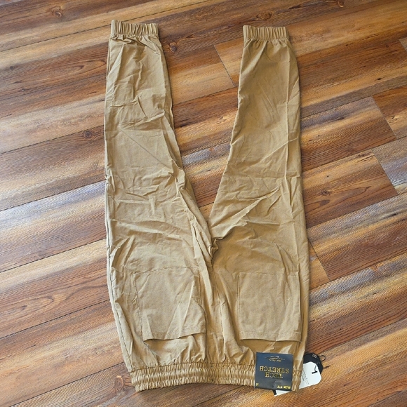 Men's Slim Fit Drawstring Joggers in Tan - Picture 6 of 6